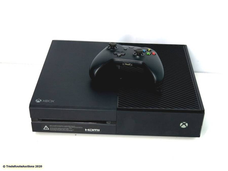 Microsoft Xbox One 1TB Model 1540 Gaming Console + 1 Controller