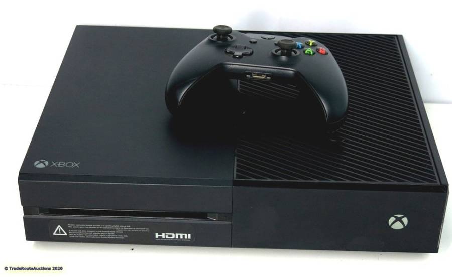 Microsoft Xbox One 1TB Model 1540 Gaming Console + 1 Controller