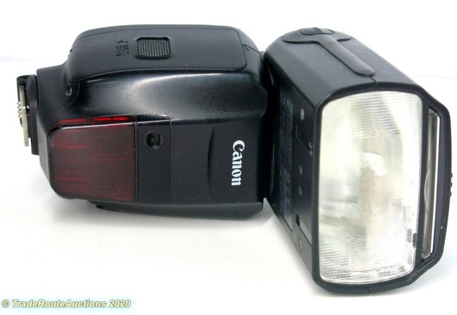 Canon Speedlite 600EX-RT Flash for Canon Cameras      ** R1 NO RESERVE **