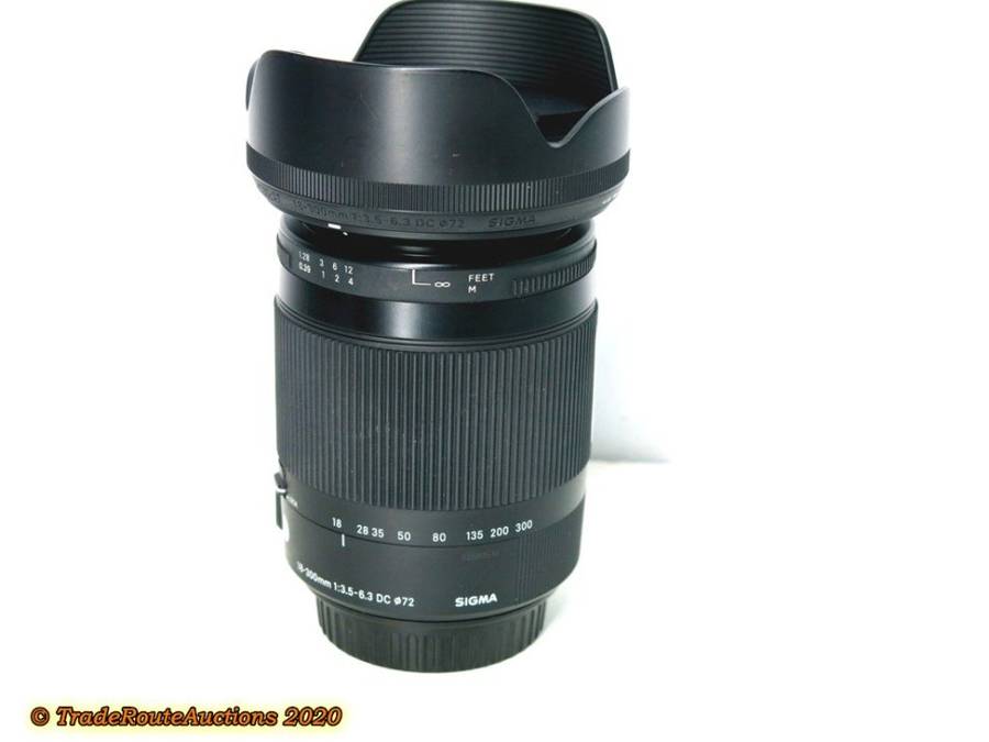 Sigma 18-300mm f3.5-6.3 DC OS HSM Contemporary Macro Lens (CANON MOUNT)