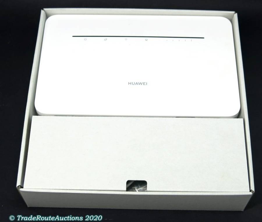 Huawei 4G Router 3 Pro B535, 4G 300Mbps Mobile WiFi Router | Uses SIM Card | BOXED