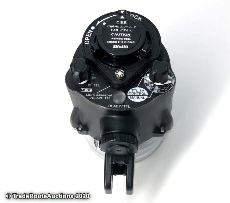 Sea and Sea YS-D2 Underwater Strobe Flash