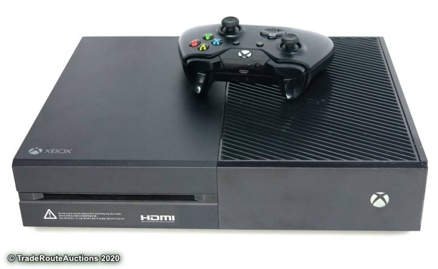 Microsoft Xbox One 500GB Model 1540 Gaming Console + 1 Controller