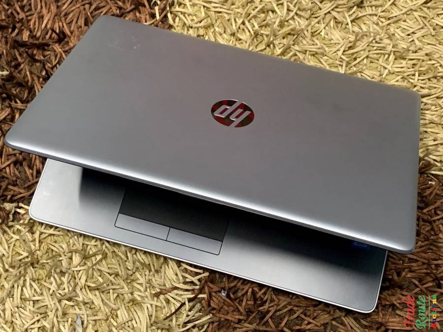 HP 15.6" HD Notebook 15-da1xxx | CORE i5 8265U @ 1.6GHZ 8th Gen | 4GB RAM | 1TB HDD