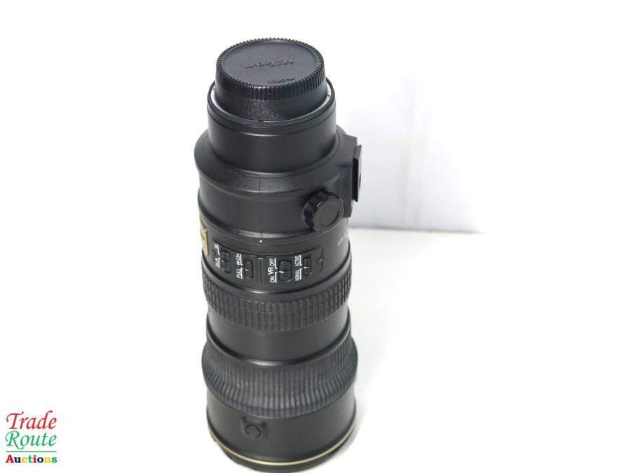 Nikon 70-200mm f2.8G ED-IF AF-S VR Zoom Lens   *** NIKON *** Full Frame lens