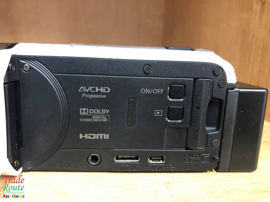 Canon 8GB Legria HF R46 Full HD Camcorder with WiFi
