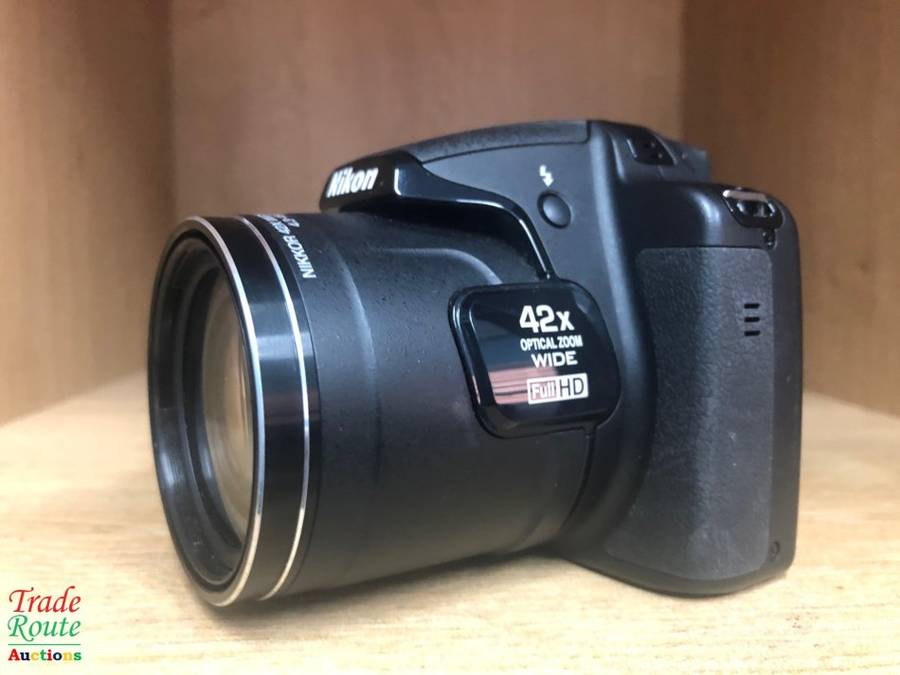 Nikon CoolPix P530 16 MP CMOS Digital Camera with 42x Zoom Lens and Full HD