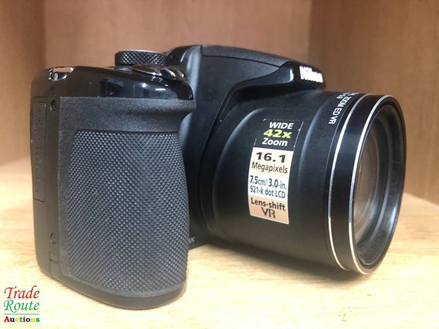 Nikon CoolPix P530 16 MP CMOS Digital Camera with 42x Zoom Lens and Full HD