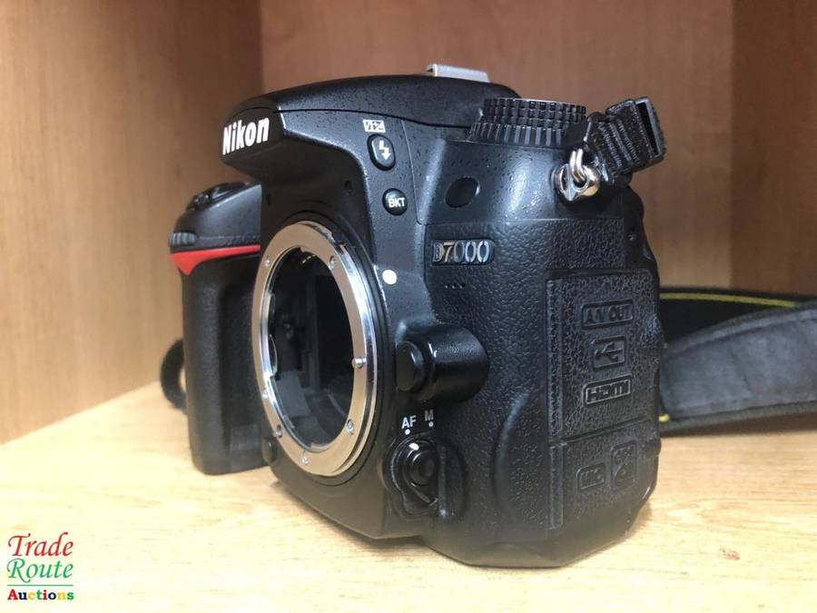 NIKON D7000 DSLR CAMERA Body (ONLY) 16.2 Megapixels