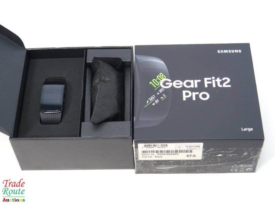 BOXED / BLACK / LARGE - Samsung Gear Fit2 Pro Fitness Tracker Large SM-R365 GPS Sports Band