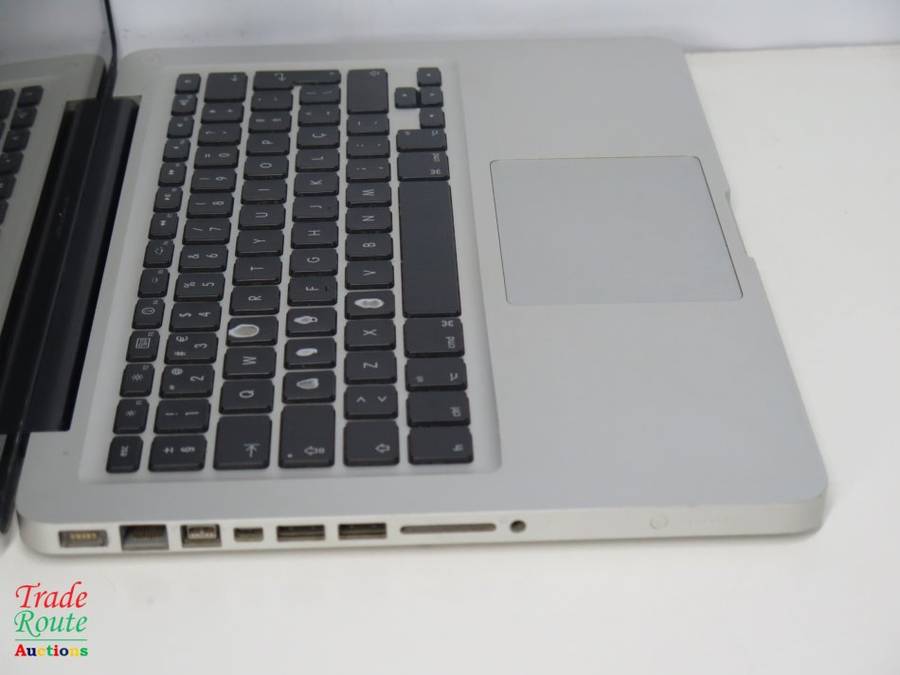 MacBook Pro 13.3-inch | Core 2 DUO | 2GB RAM | 320GB HDD | INTEL HD GRAPHICS