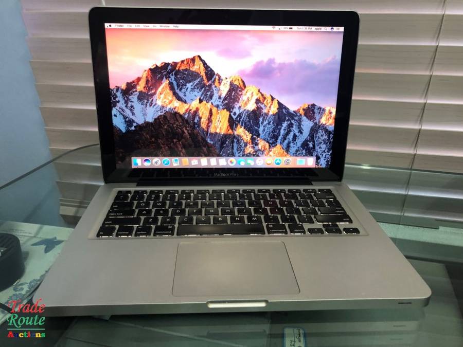 MacBook Pro 13.3-inch | Core i7 2.9GHz | 8GB RAM | 1TB HDD | INTEL HD GRAPHICS