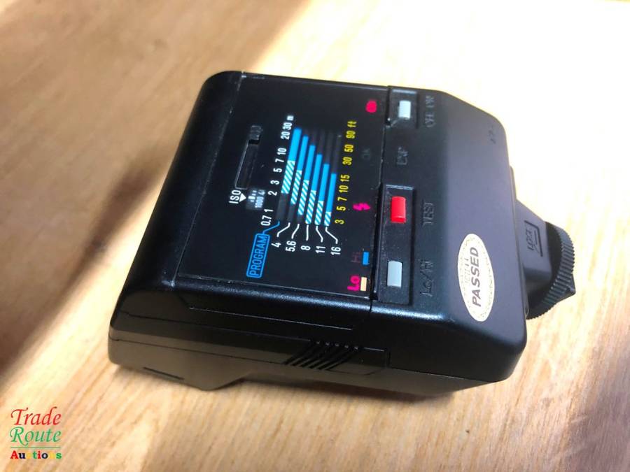 MINOLTA PROGRAM 2800 AF FLASH (WORKS ON CANON DSLR)