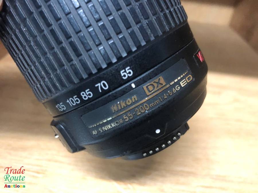 Nikon AF-S NIKKOR 55-200mm VR [ VIBRATION REDUCTION ] LENS