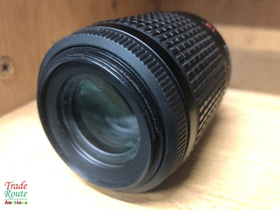 Nikon AF-S NIKKOR 55-200mm VR [ VIBRATION REDUCTION ] LENS