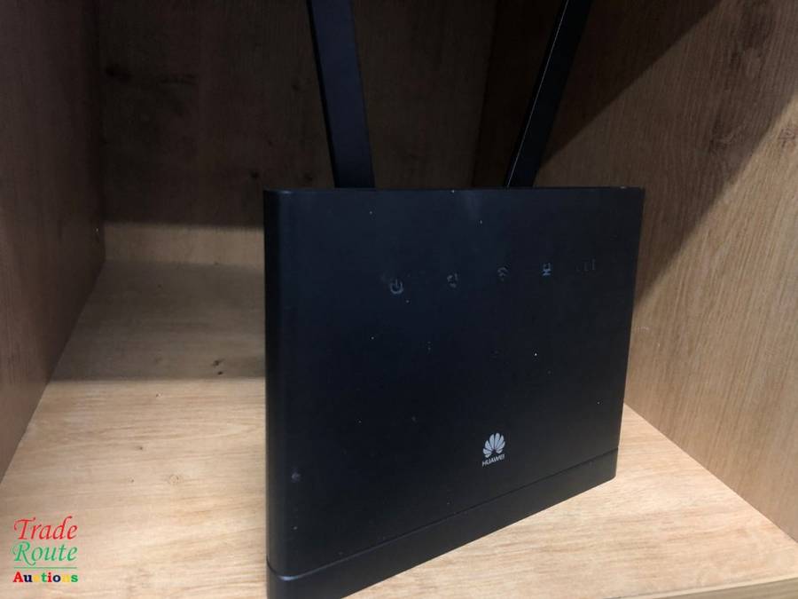 HUAWEI B315 4G LTE Wifi Modem Wireless Router (uses SIM card) OPEN TO ALL NETWORKS
