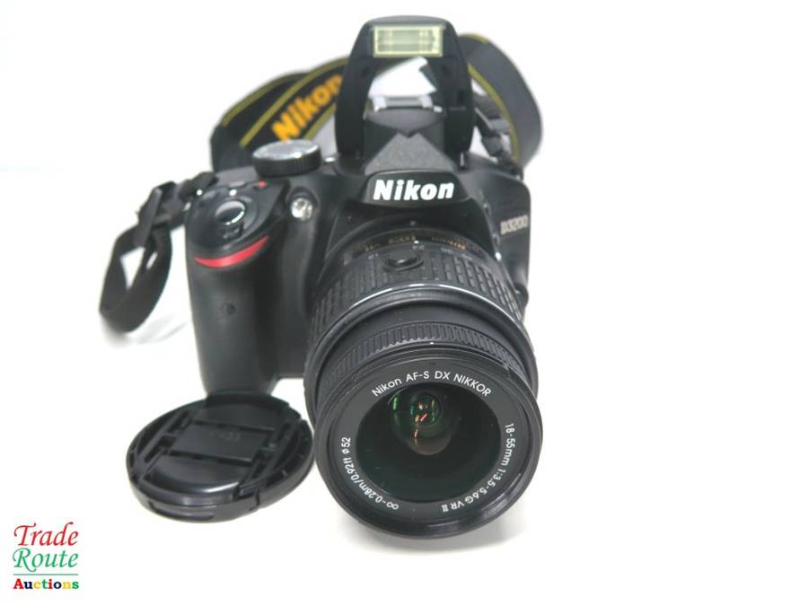 Nikon D3200 24.2 MP CMOS Digital SLR with 18-55mm f/3.5-5.6 AF-S DX NIKKOR Zoom Lens - 24.2 MP