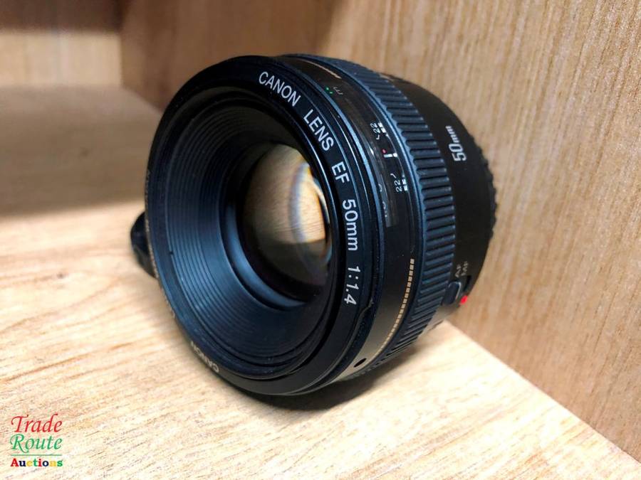 for spares / repair - Canon EF 50mm f/1.4 Lens USM Ultrasonic for Canon DSLR Cameras