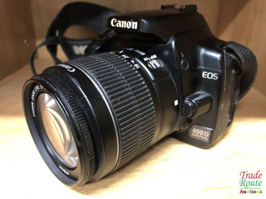 Canon EOS 400D DigitalSLR camera 10.1 Megapixels + Canon EFS 18-55mm Lens