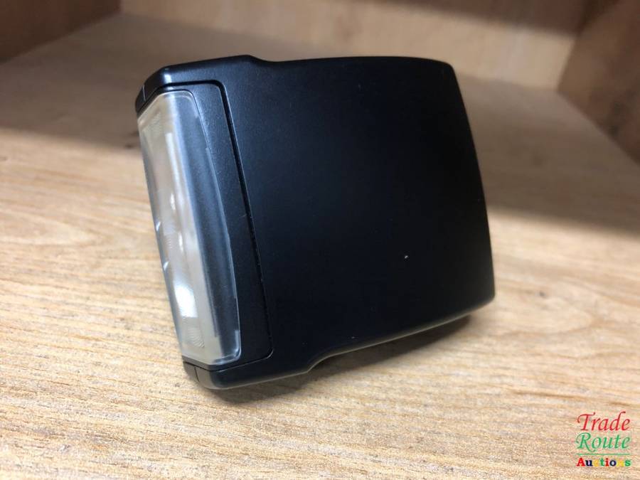Nikon SB-400 AF Speedlight Flash for Nikon Digital SLR Cameras