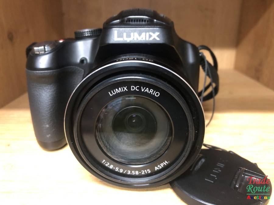 Panasonic LUMIX DMC-FZ70 16.1 MP Digital Camera with 60x Optical Image Stabilized Zoom