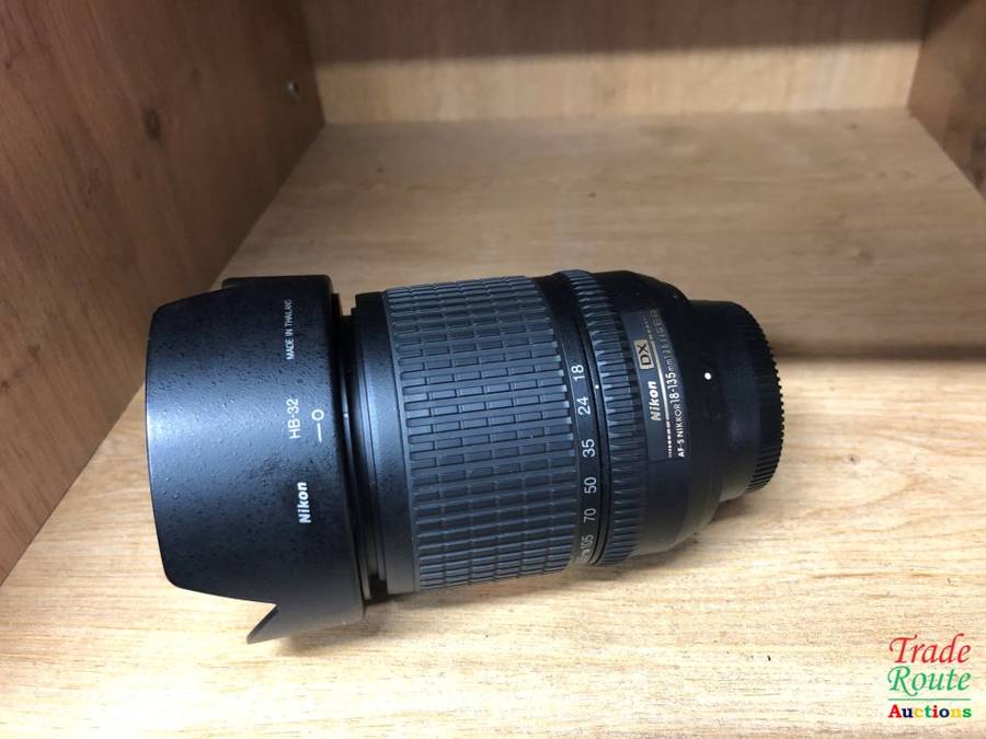 Nikon 18-135mm Lens for Nikon DSLR Cameras
