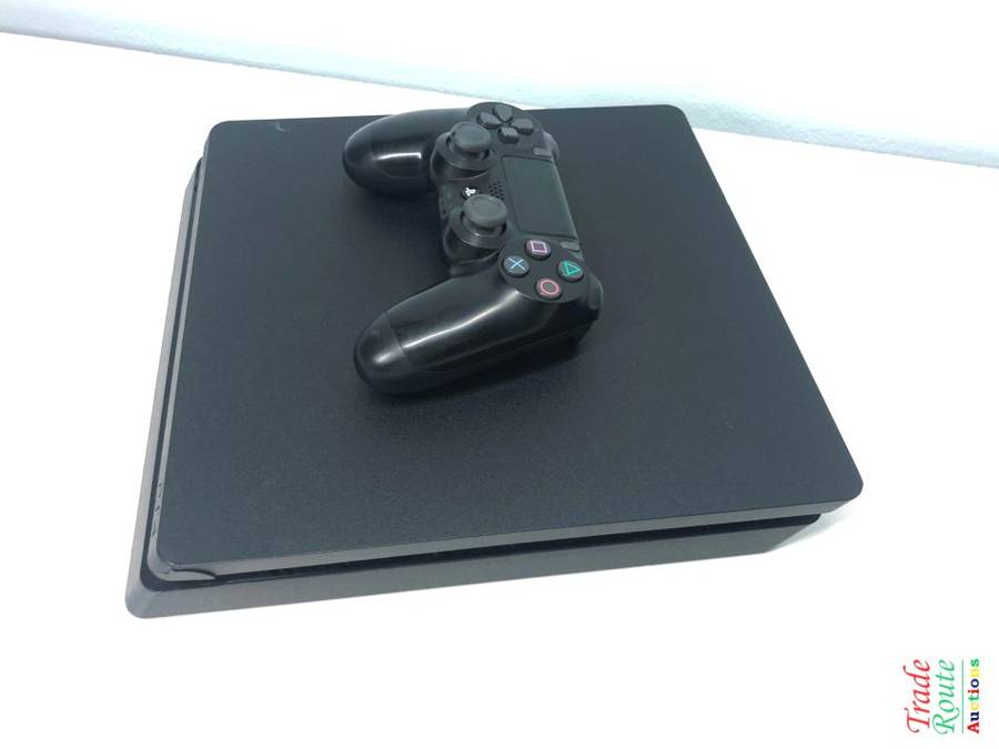 Sony PS4 PlayStation 4 SLIM console CUH-2216A - Jet Black  *** SONY PS4 ***