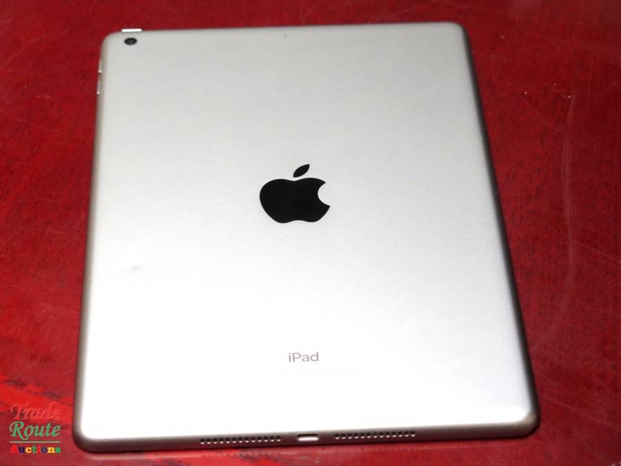 Apple iPad 6th Gen 2018 | MR7F2HC/A | WiFi  only | 32GB | Space Grey | A1893 | RETINA IPad6