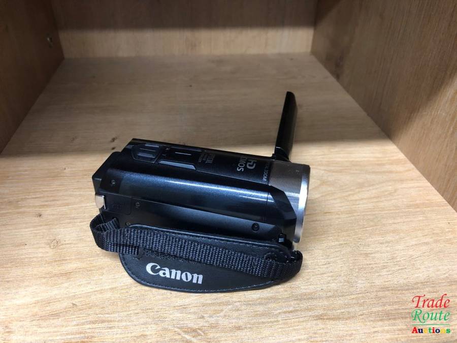 Canon Legria HF R306 Full HD Camcorder (32x Optical Zoom, Optical Image Stabilisation)