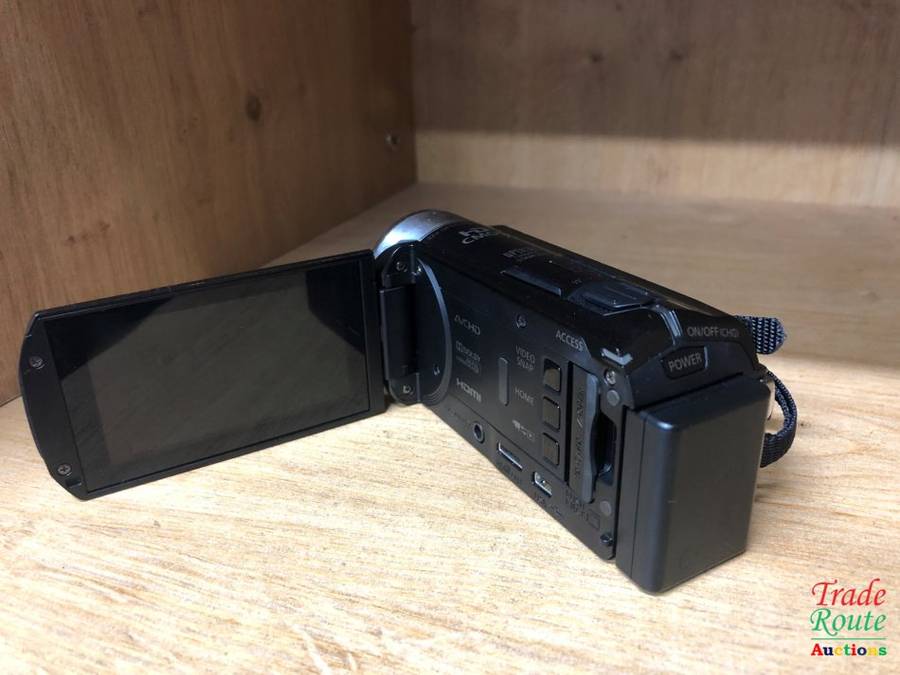 Canon Legria HF R306 Full HD Camcorder (32x Optical Zoom, Optical Image Stabilisation)