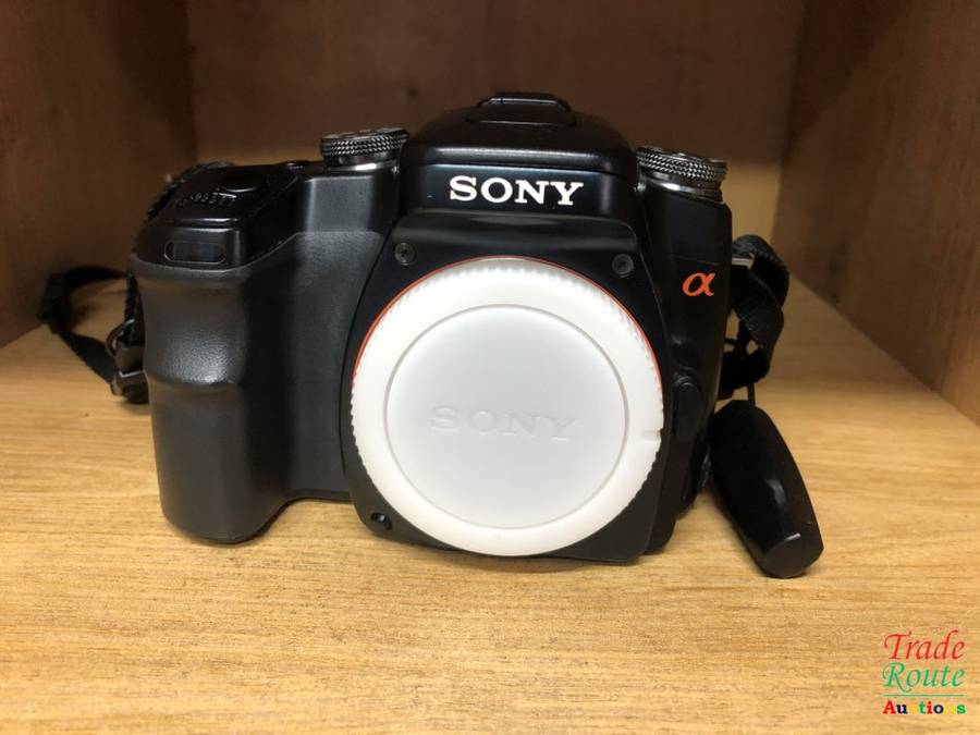 SONY ALPHA A100 DSLR PROFESSIONAL DIGITAL CAMERA [BODY ONLY]