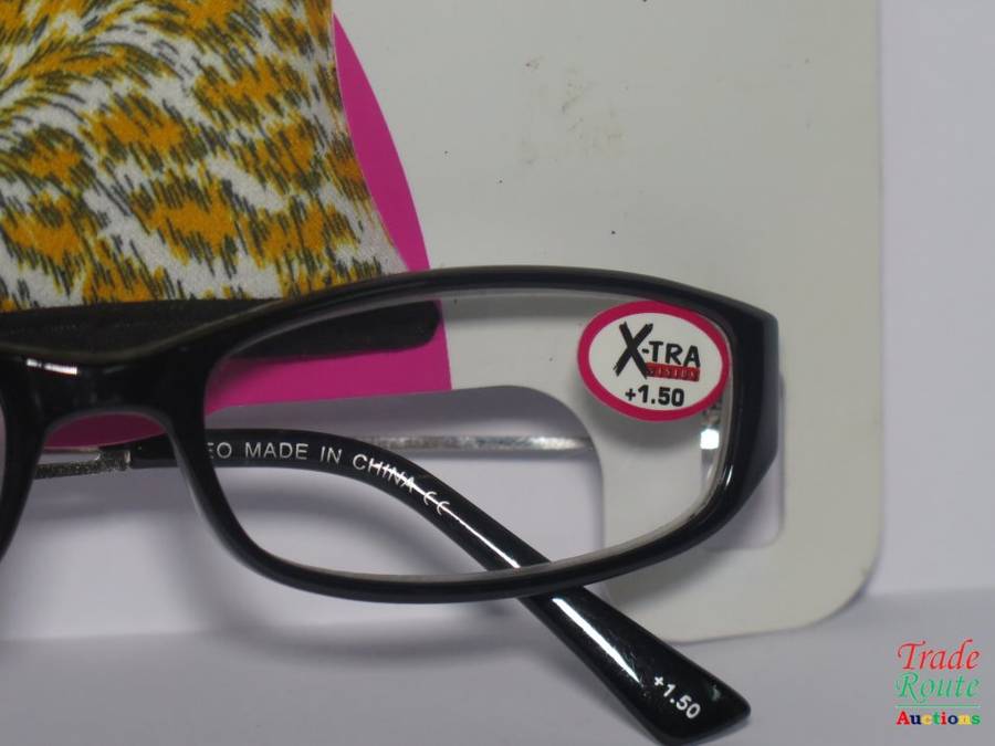 X-TRA VISION Fashion Reading Glasses - with matching case  [ +1.50 ]