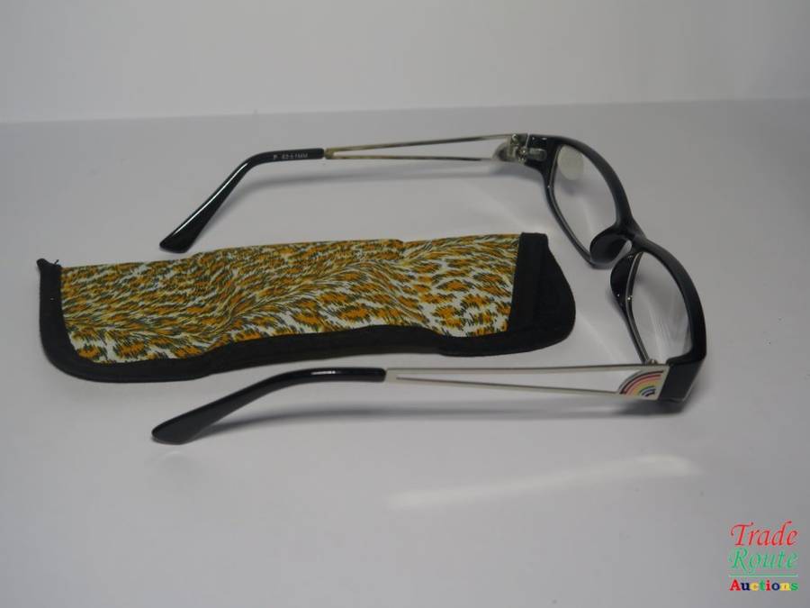 X-TRA VISION Fashion Reading Glasses - with matching case  [ +1.50 ]