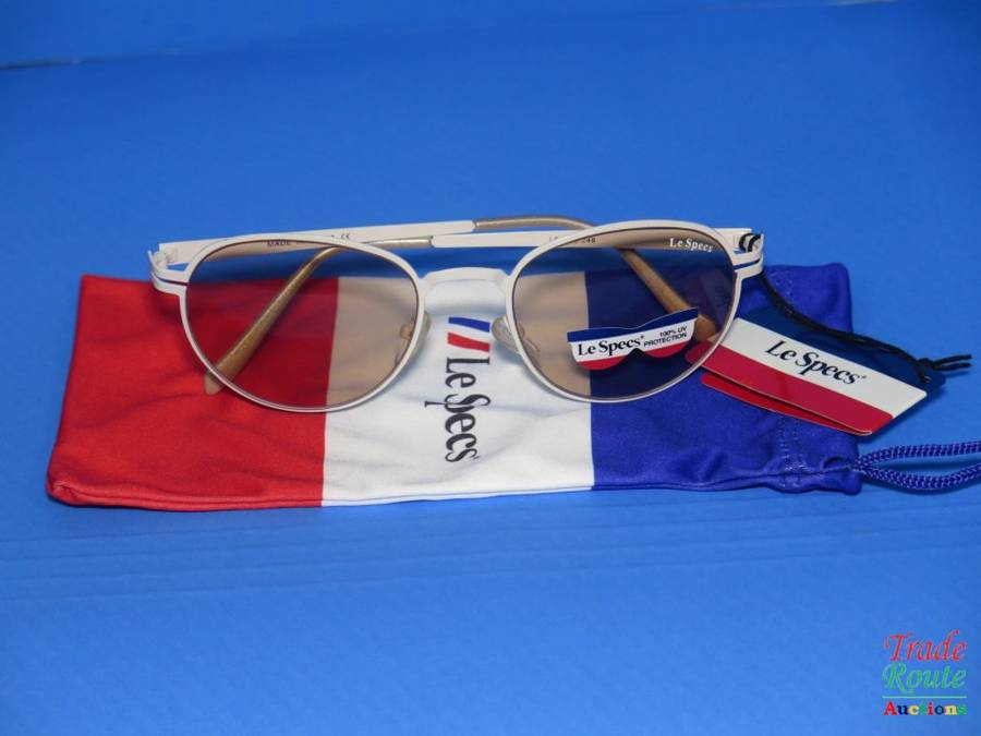 Le Specs Polarized Sunglass - with Pouch