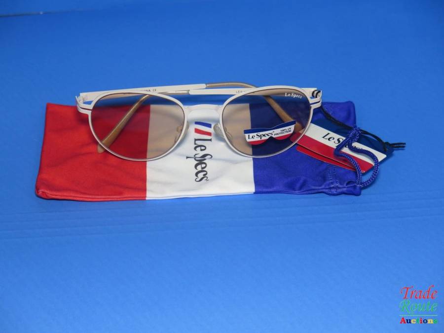 Le Specs Polarized Sunglass - with Pouch