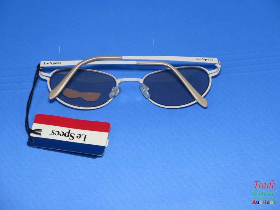 Le Specs Polarized Sunglass - with Pouch