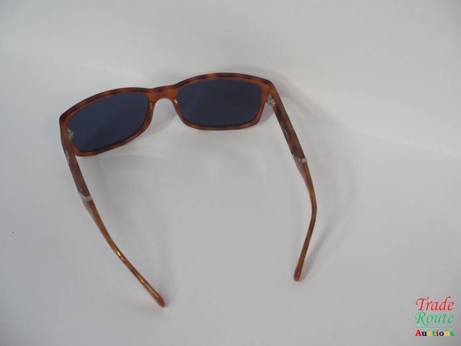 GUESS UNISEX SUNGLASSES - GU 6755 HNY-9 - Size: 58-17-140 - BROWN