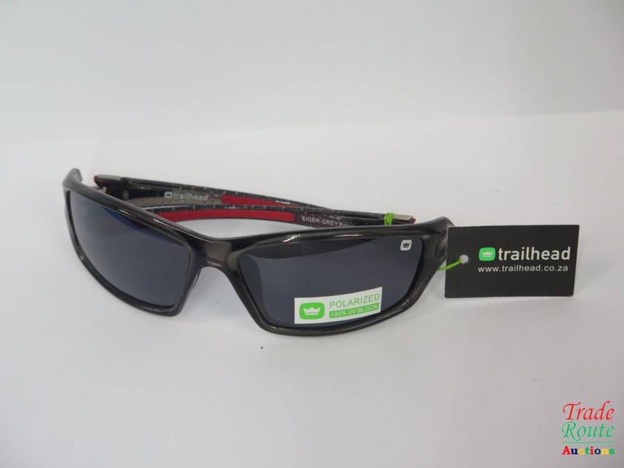 TrailHead EIGER - GREY Polarised Sunglasses -HARD CASE