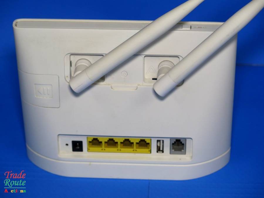 HUAWEI B315 4G LTE Wifi Modem Wireless Router (uses SIM card)