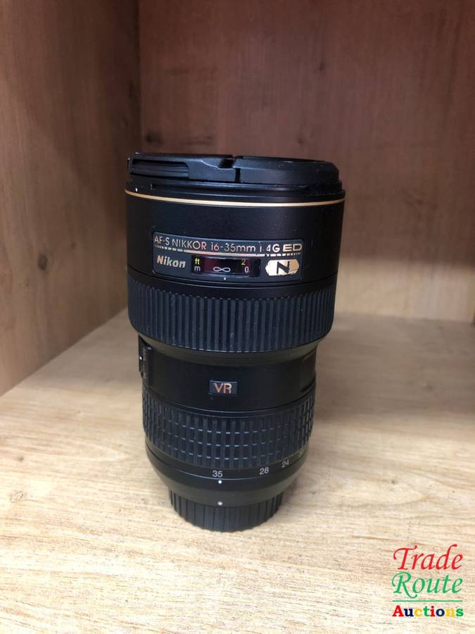 Nikon AF-S FX NIKKOR 16-35mm f/4G ED VR Zoom Lens with Auto Focus