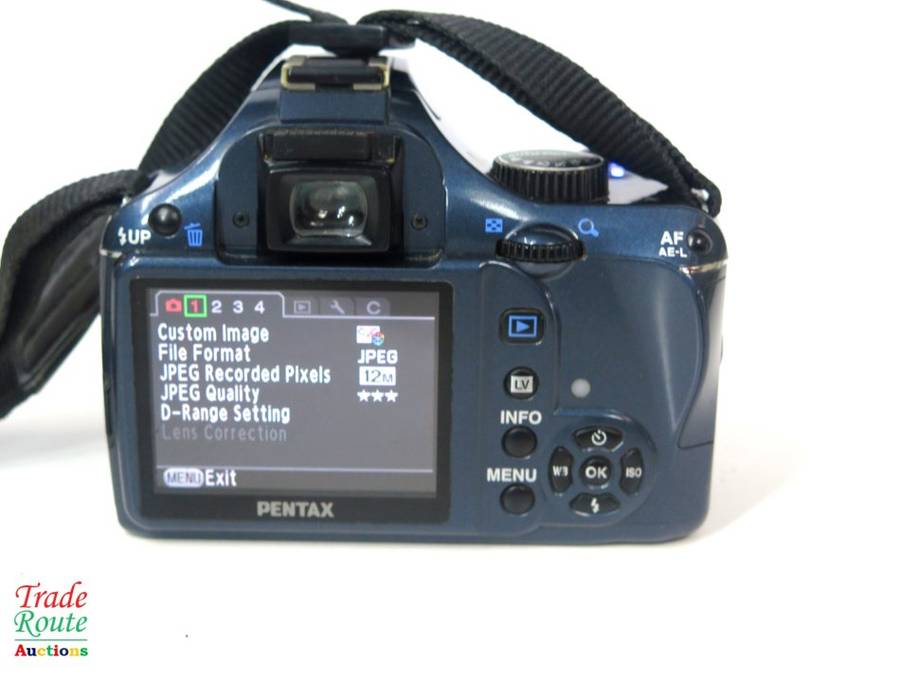 Pentax K-x Digital SLR Camera BODY only with 2.7-inch LCD