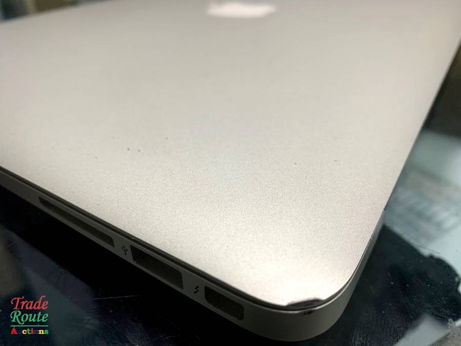 MacBook Air 13.3-inch | Core i5 1.8GHz | 8GB RAM | 128GB SSD MACBOOK AIR 13 INCH 2017 MODEL