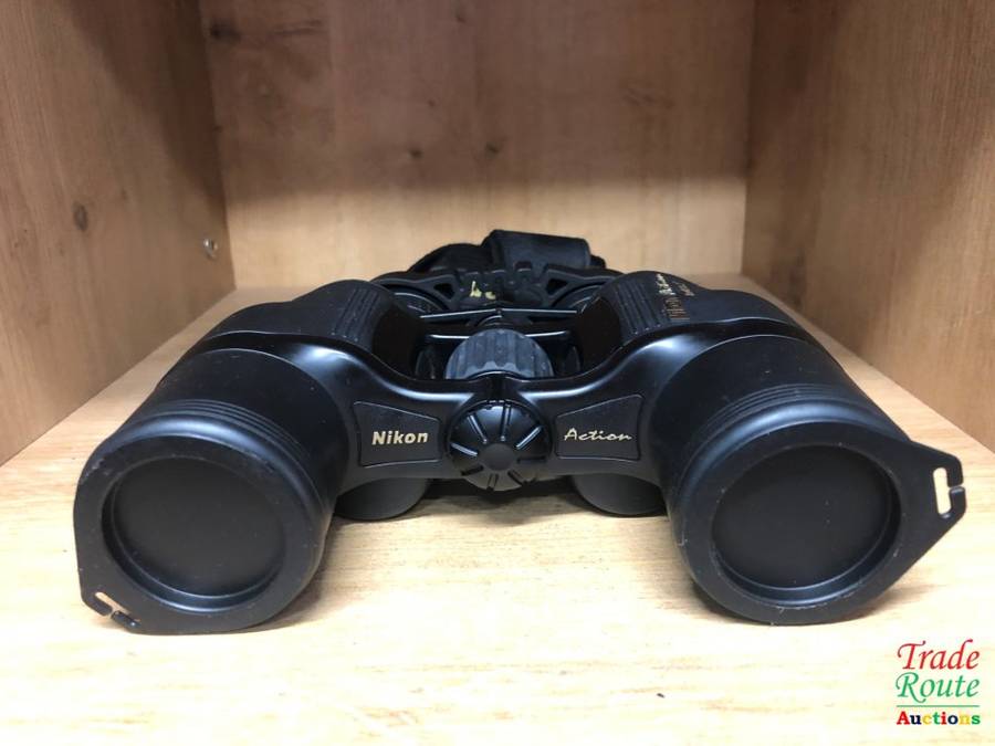 NIKON ACTION BINOCULARS 8x40 8.2°