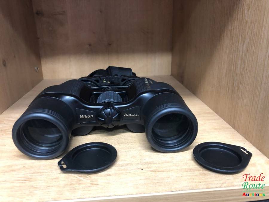 NIKON ACTION BINOCULARS 8x40 8.2°