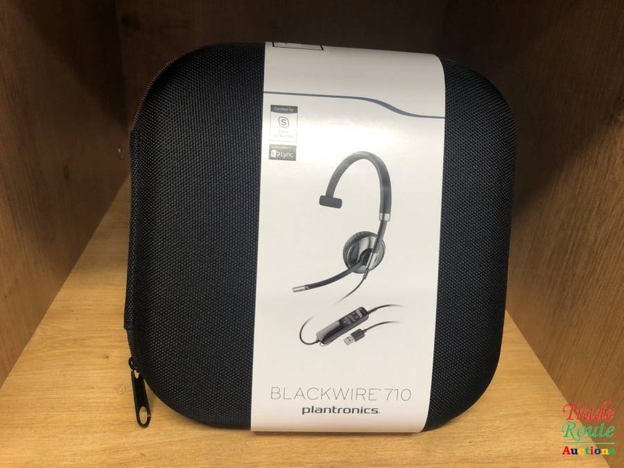 Plantronics Blackwire C710-M Mono Corded  USB Headset + Travel Case