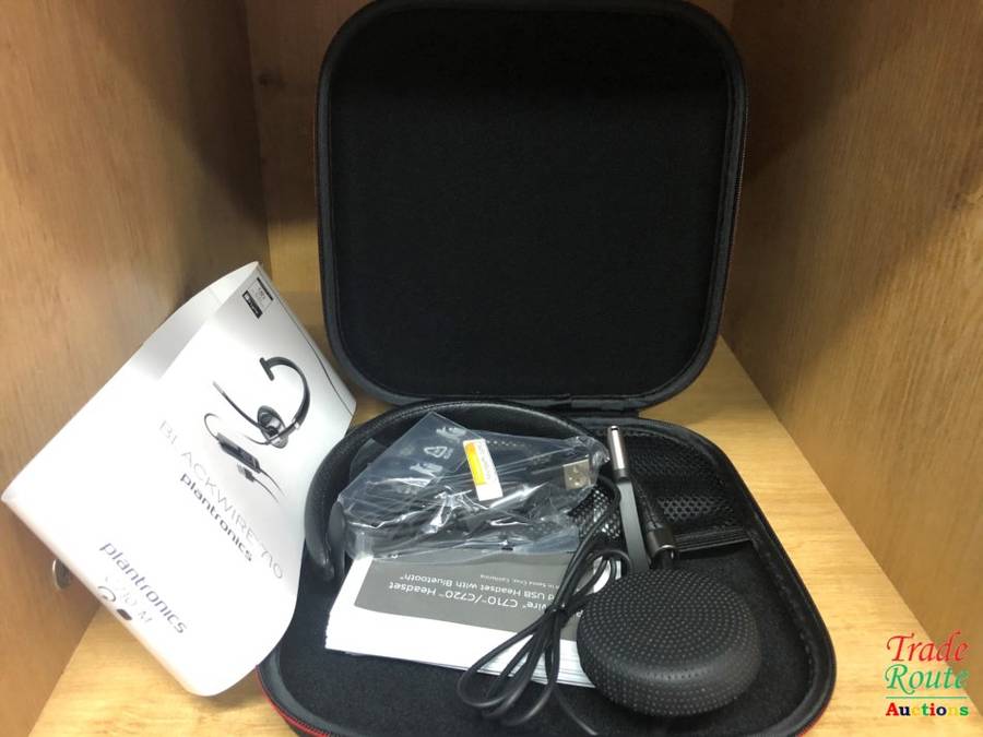Plantronics Blackwire C710-M Mono Corded  USB Headset + Travel Case