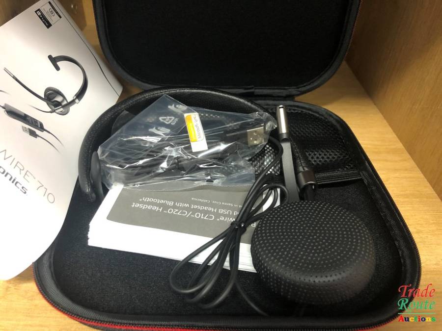 Plantronics Blackwire C710-M Mono Corded  USB Headset + Travel Case