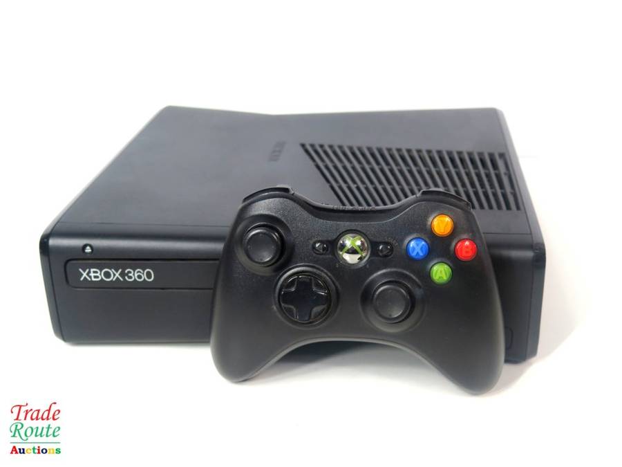 Microsoft Xbox 360 S Gaming Console + 1 Controller Model 1439