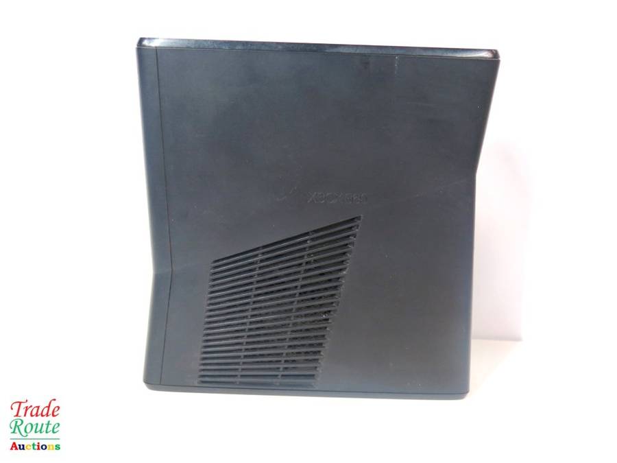 Microsoft Xbox 360 S Gaming Console + 1 Controller Model 1439