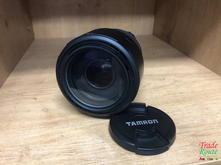 Tamron AF 70-300mm f/4.0-5.6 Di LD Zoom Lens for CANON CAMERAS